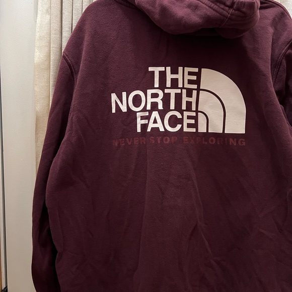 The north face hoodie - Picture 2 of 3